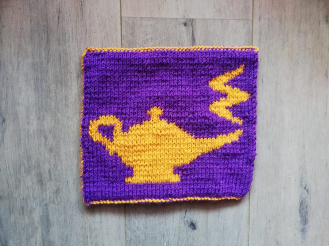 carré Aladdin au tricot