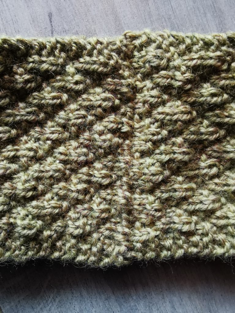 DIY Headband en laine – mon premier tricot