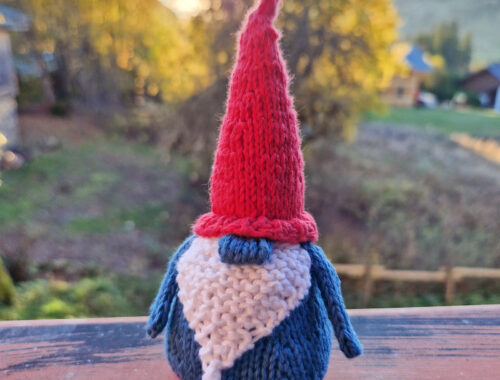 Gnome Grand Schtroumpf au tricot