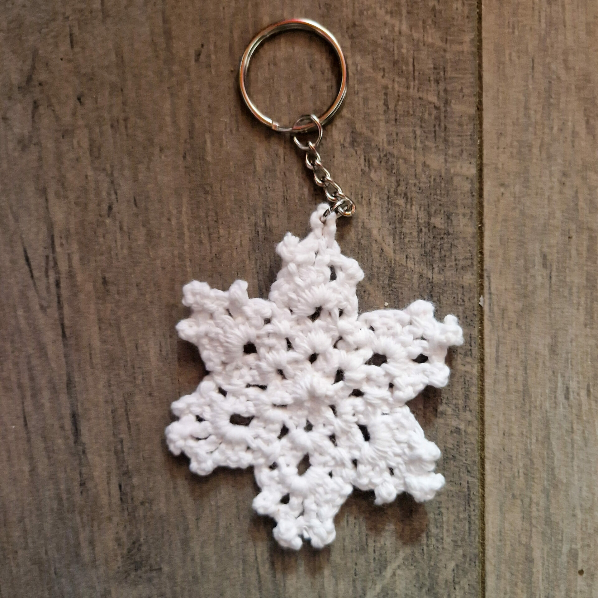 Des Porte cl s Au Crochet Pour Des Petits Cadeaux Binge Tricot des-porte-cl-s-au-crochet-pour-des-petits-cadeaux-binge-tricot